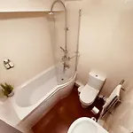 Dom wakacyjny Delightful 3 Bedroom In *