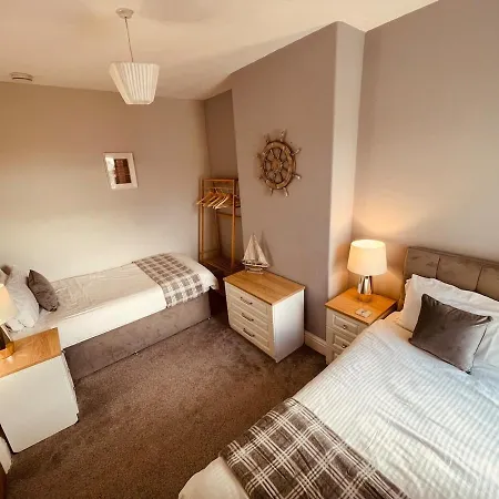 Delightful 3 Bedroom In Feriehus *